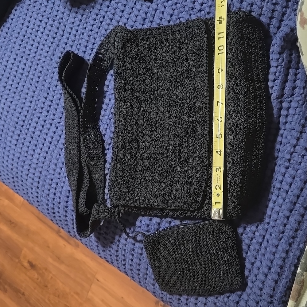 Crocheted Crossbody